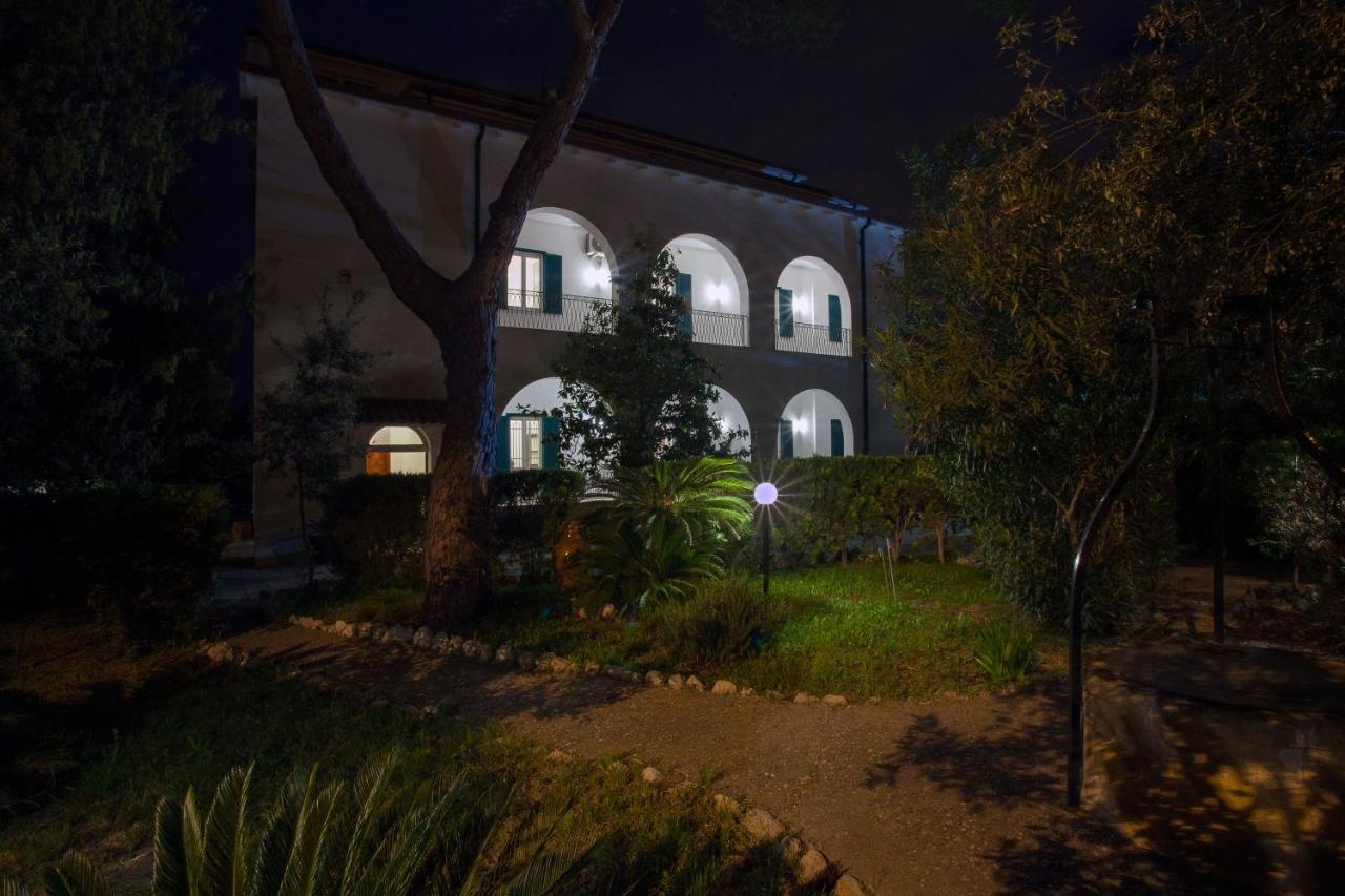 Villa Marta Taranto Bagian luar foto