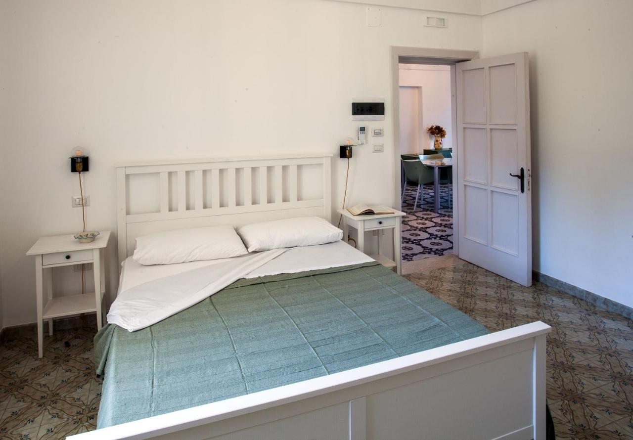 Villa Marta Taranto Bagian luar foto