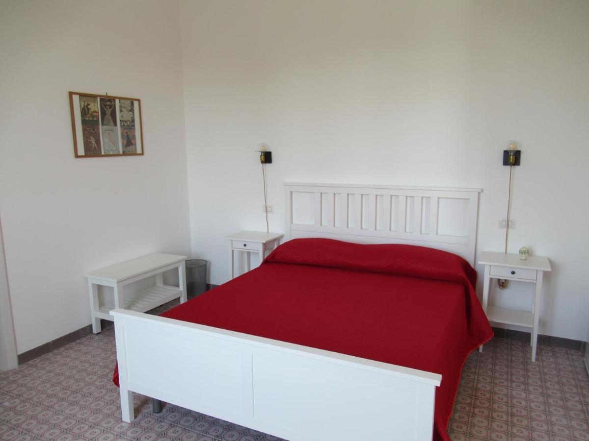 Villa Marta Taranto Bagian luar foto